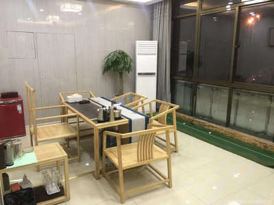 華璽房地產(chǎn)經(jīng)紀(jì) 專業(yè)與信賴，構(gòu)筑理想家園的橋梁